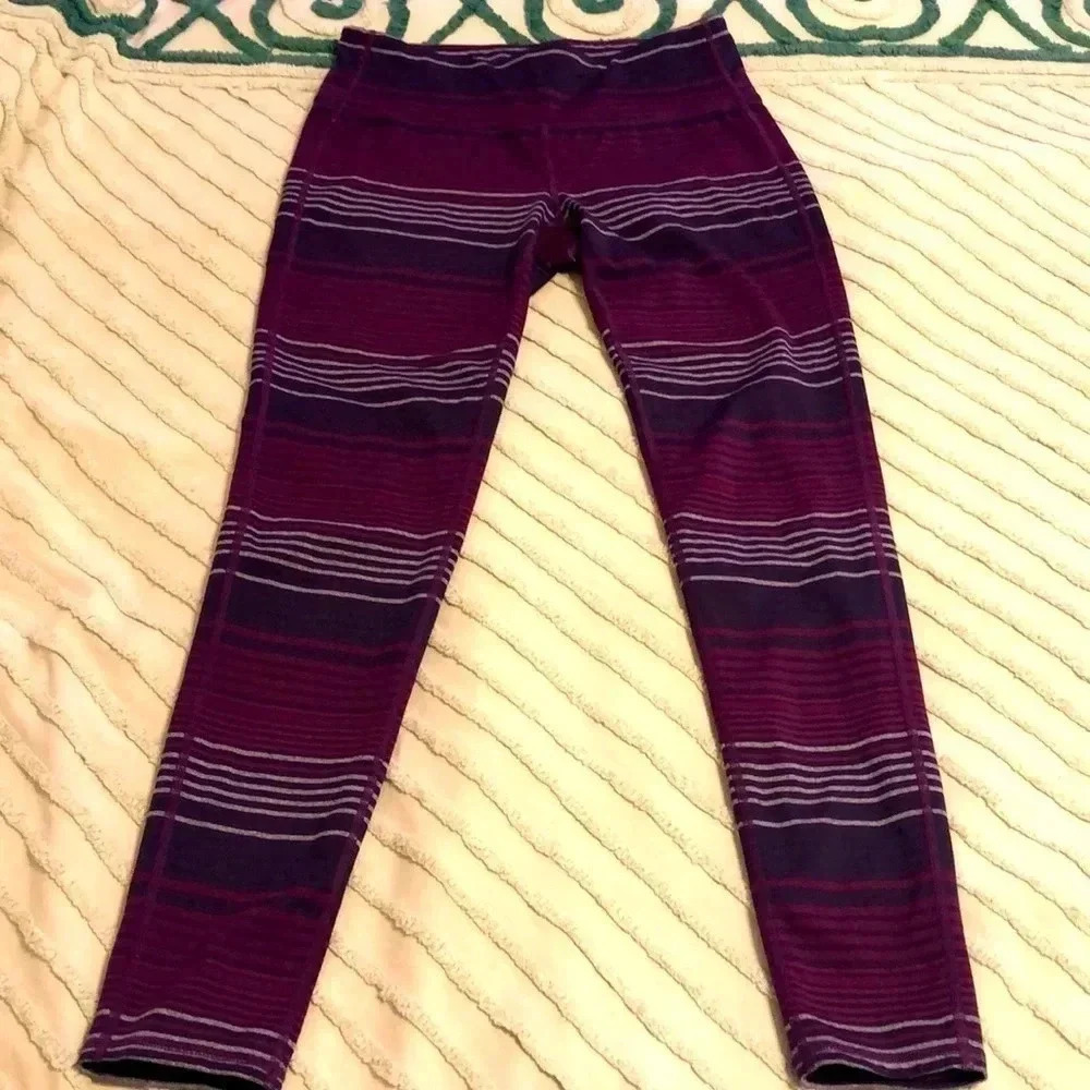 Athleta yoga pants